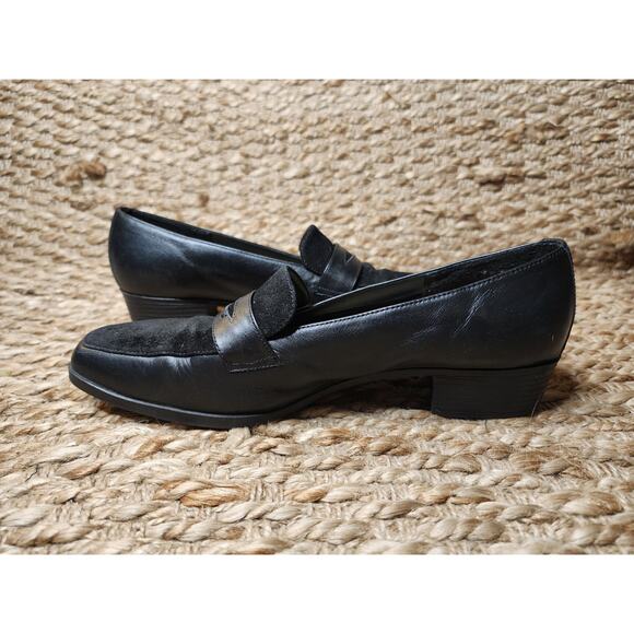 Mootsies Tootsies Leather Suede Black Loafers Flats Slip-On Business Work Size 8 - Picture 6 of 10